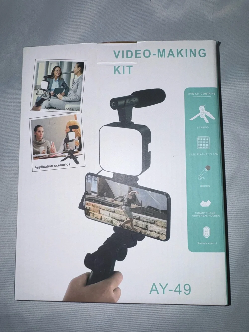 Video-Making Kit AY-49, has Audio, Light, Microphone & Tripod, New